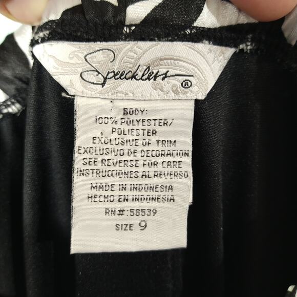 SPEECHLESS Juniors Sz 9 Black White Leaf Print Dress A-Line Knee Length Straps - Picture 8 of 10